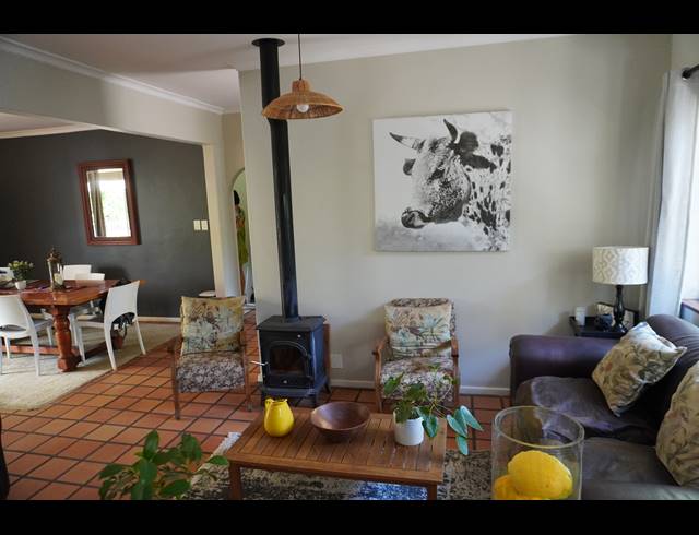 3 BEDROOM FREESTANDING TO LET IN HELDERVUE